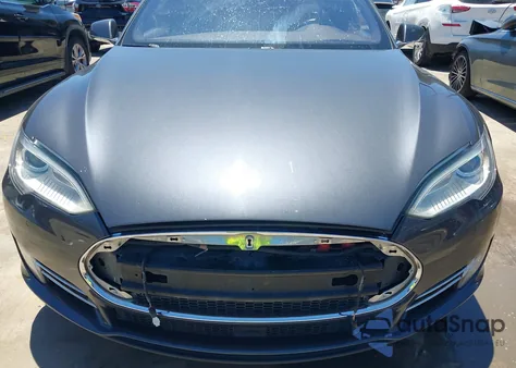 2015 Tesla Model S 70D/85D/P85D z USA, uszkodzony, nr VIN 5YJSA1H2XFFP78401